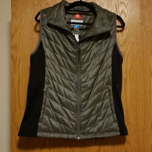 Columbia Omni-Heat Vest with stretchy side panels